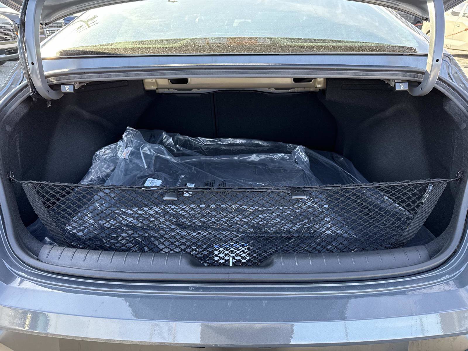 New 2026 Hyundai Elantra SEL image 12