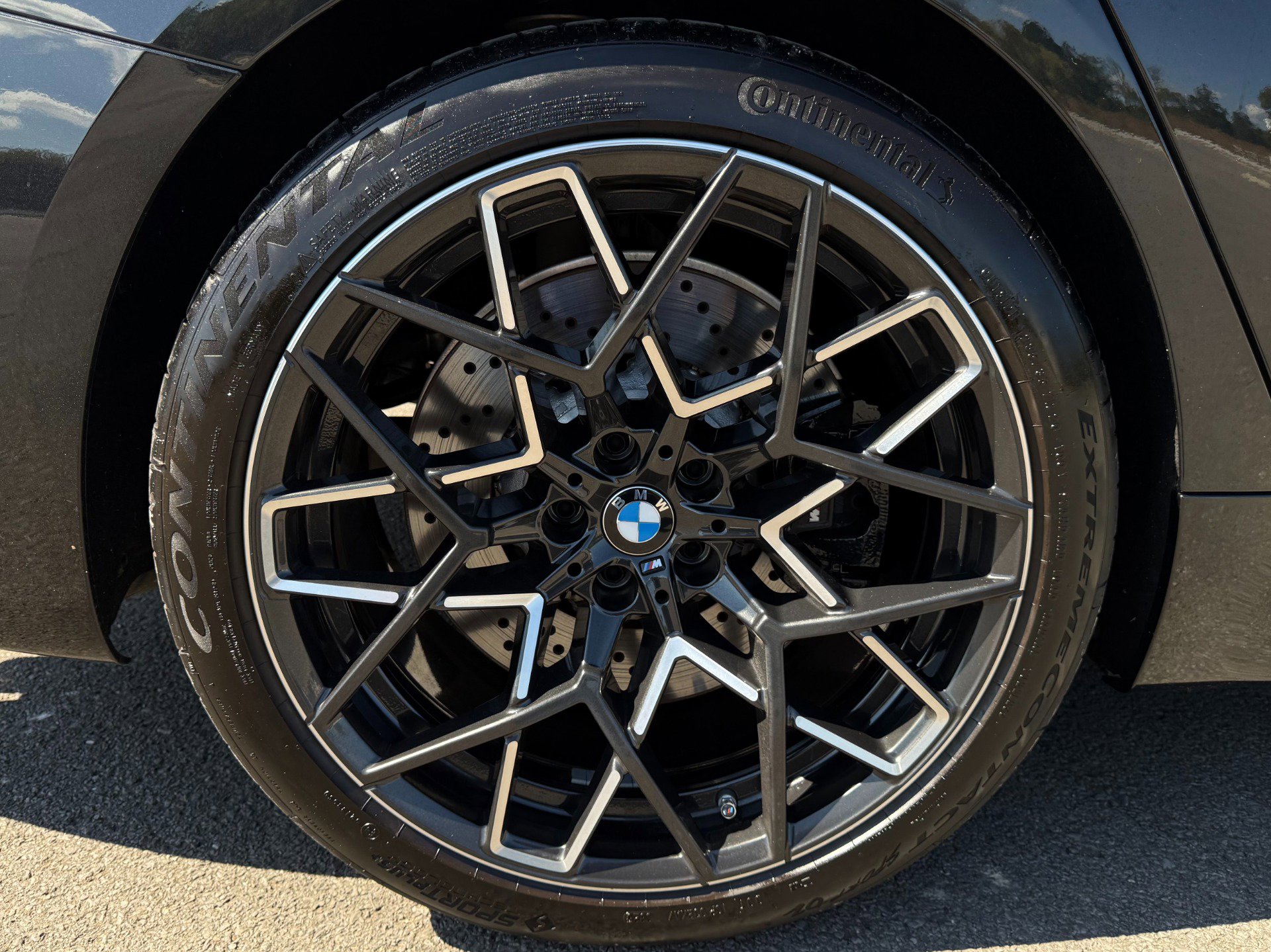 Used 2025 BMW M8 Competition image 55