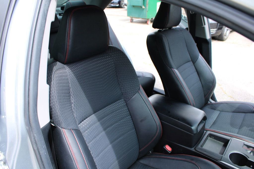 Used 2015 Toyota Camry SE image 24