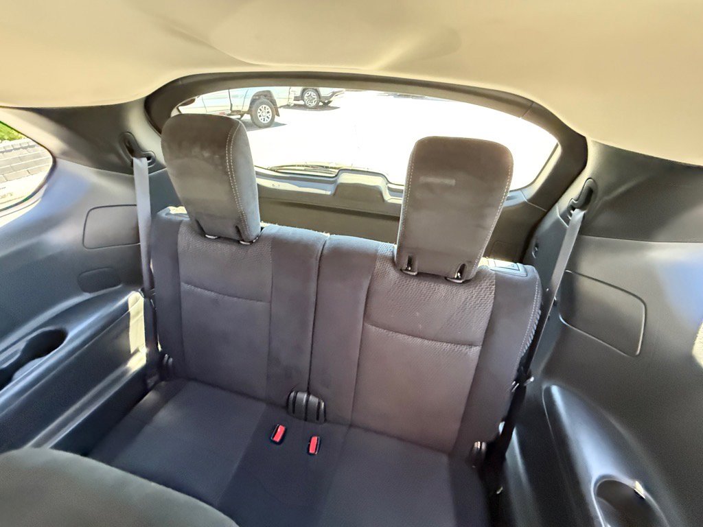 Used 2016 Nissan Pathfinder SV image 18