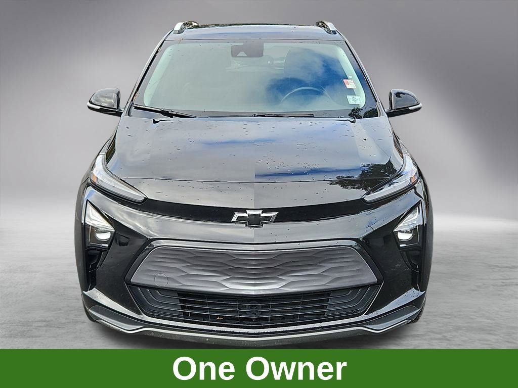 Used 2023 Chevrolet Bolt EUV LT w/ Convenience Package image 2