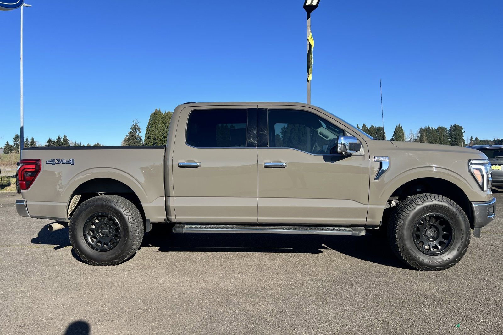 New 2025 Ford F150 Lariat w/ Equipment Group 501A Mid image 26