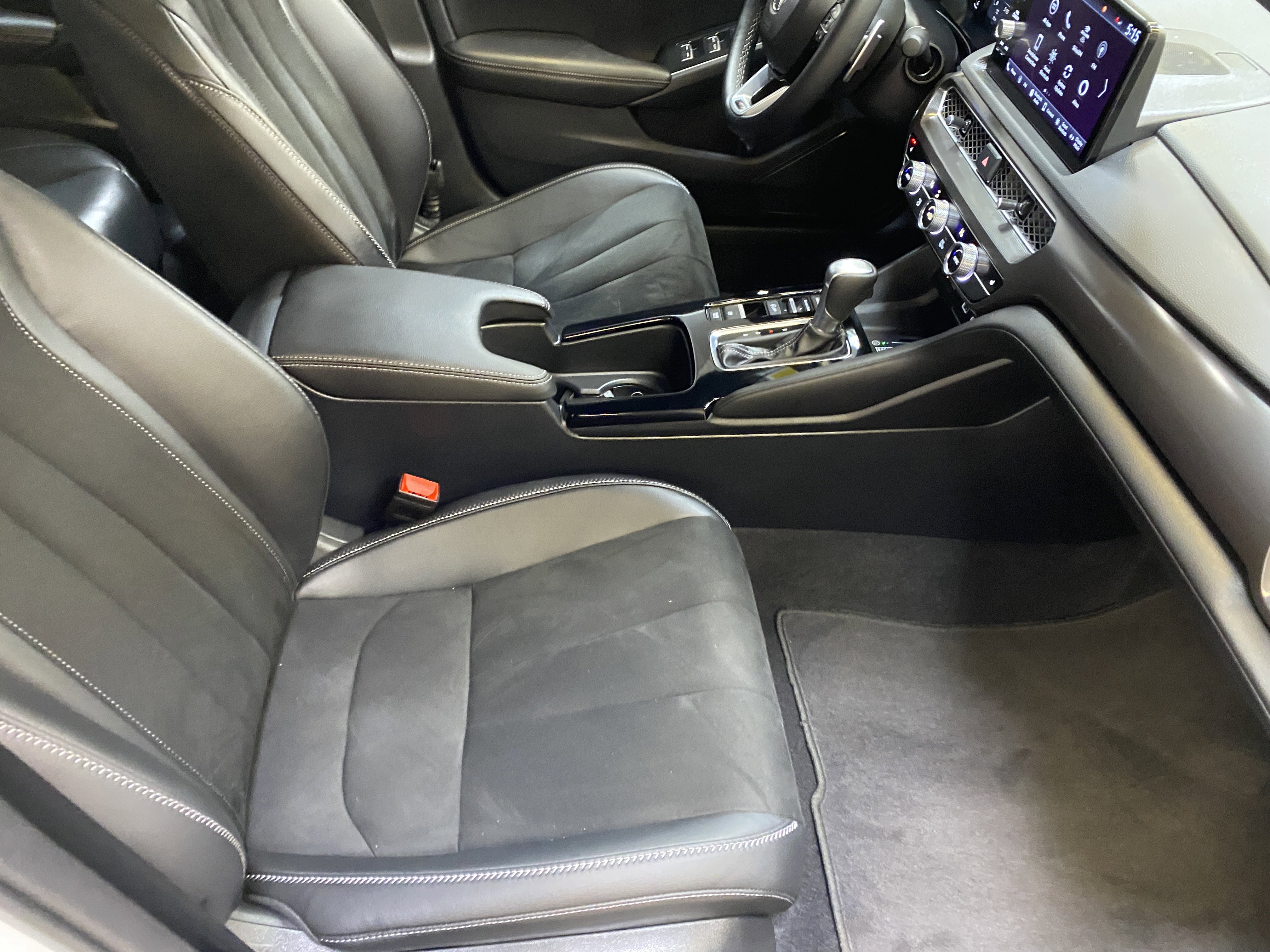 Used 2025 Acura Integra A-Spec image 27