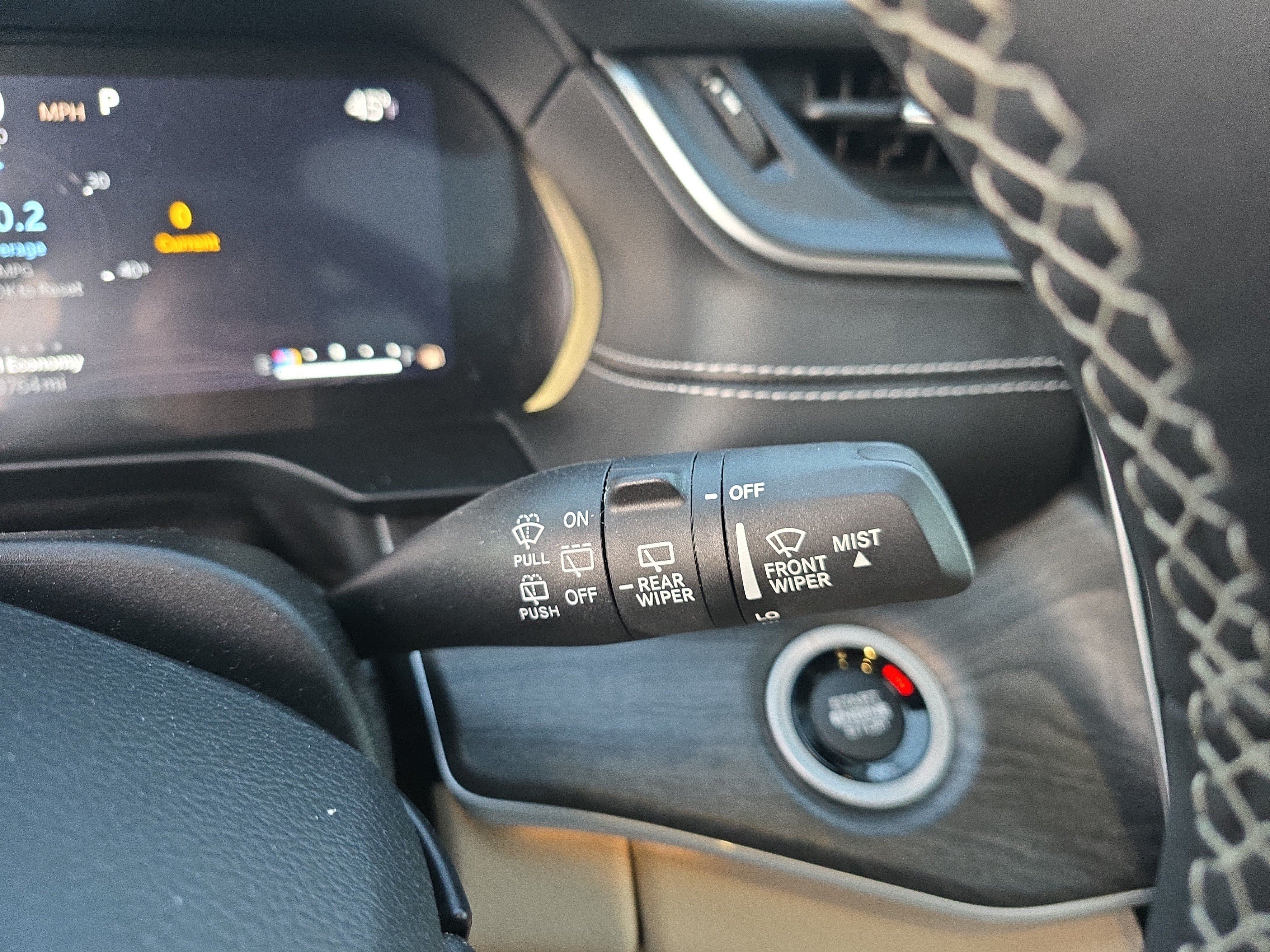 Used 2023 Jeep Grand Cherokee Limited AWD/4WD image 30