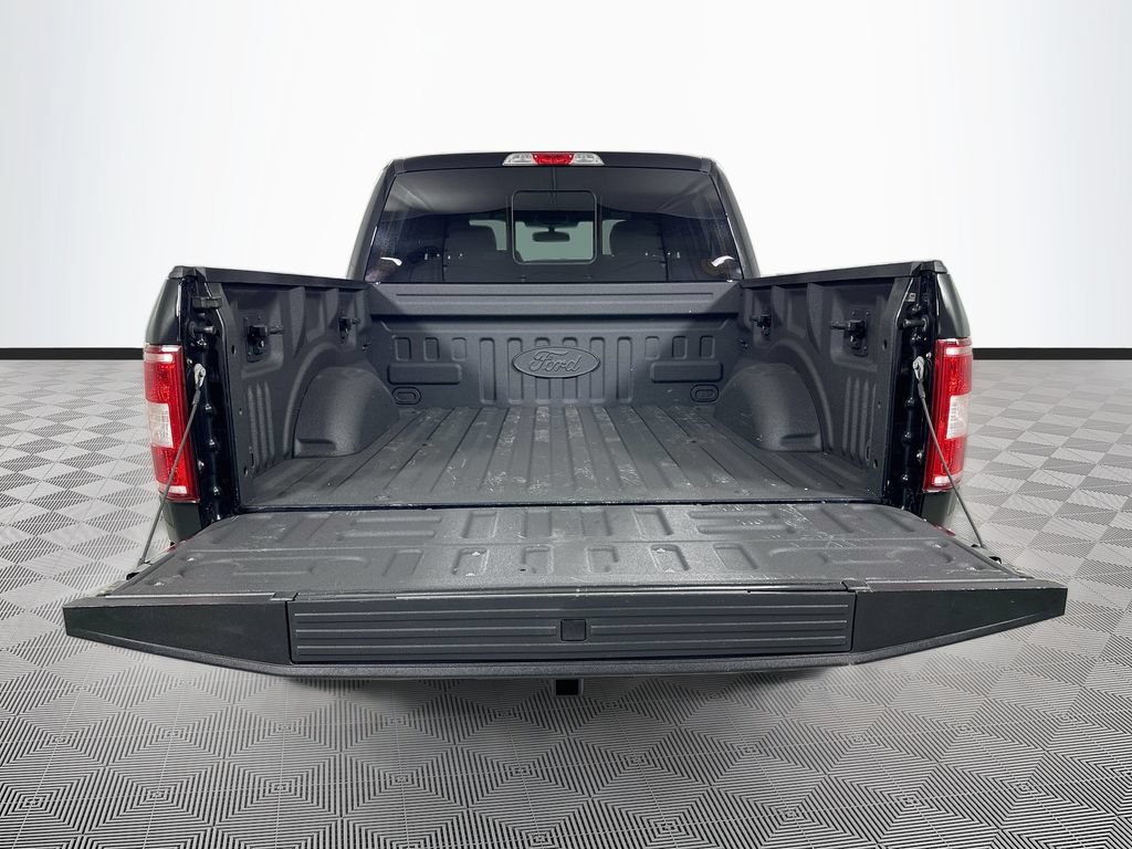 Used 2018 Ford F150 XLT w/ Equipment Group 302A Luxury AWD/4WD image 27