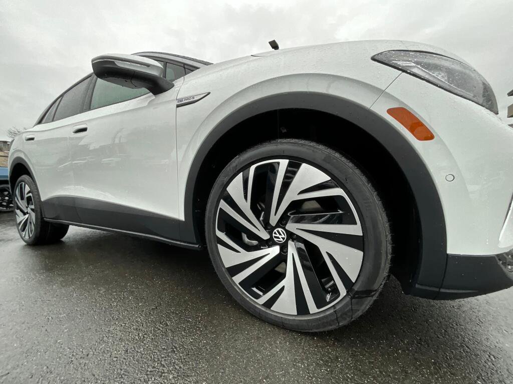 New 2026 Volkswagen ID.4 Pro S Plus image 10