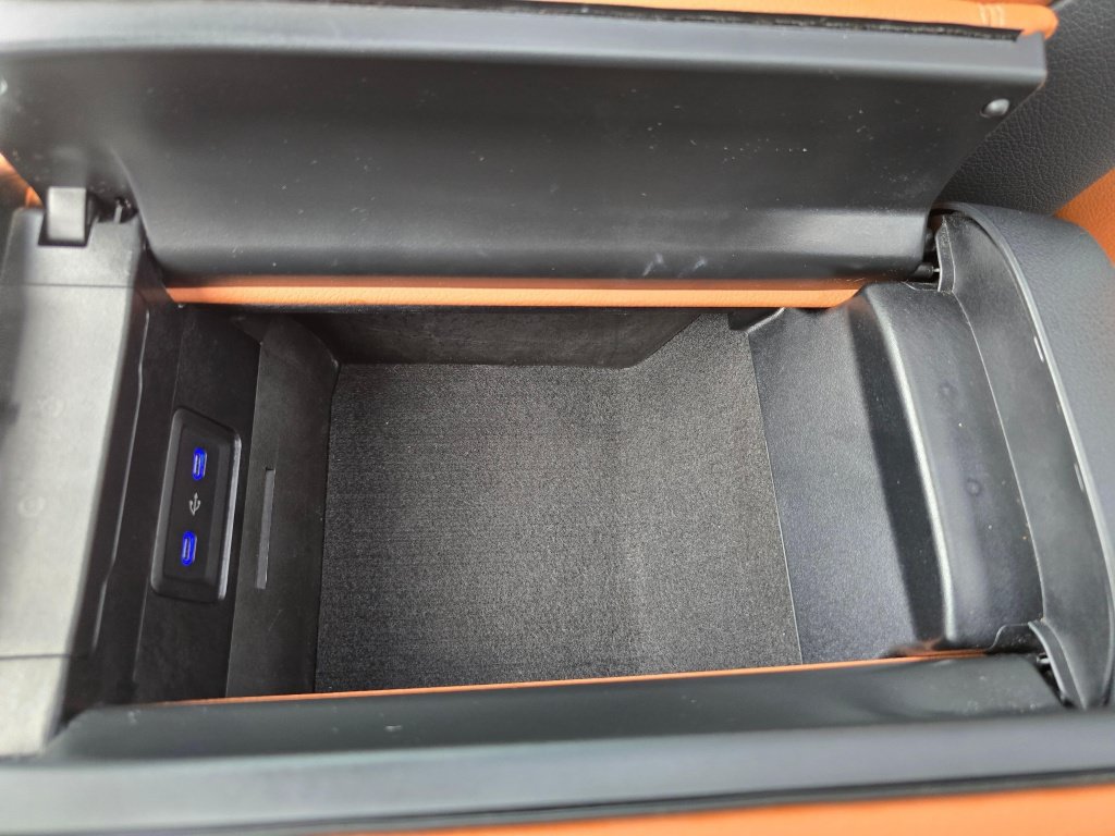 Used 2024 Mercedes-Benz C 300 4MATIC Sedan image 41