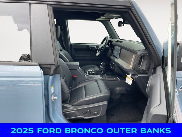 New 2025 Ford Bronco Outer Banks image 15