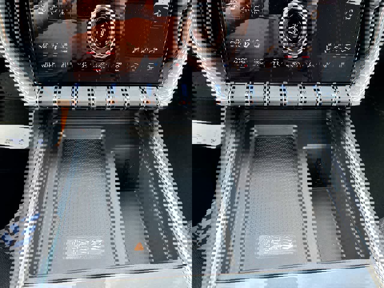 New 2026 GMC Acadia Elevation image 18