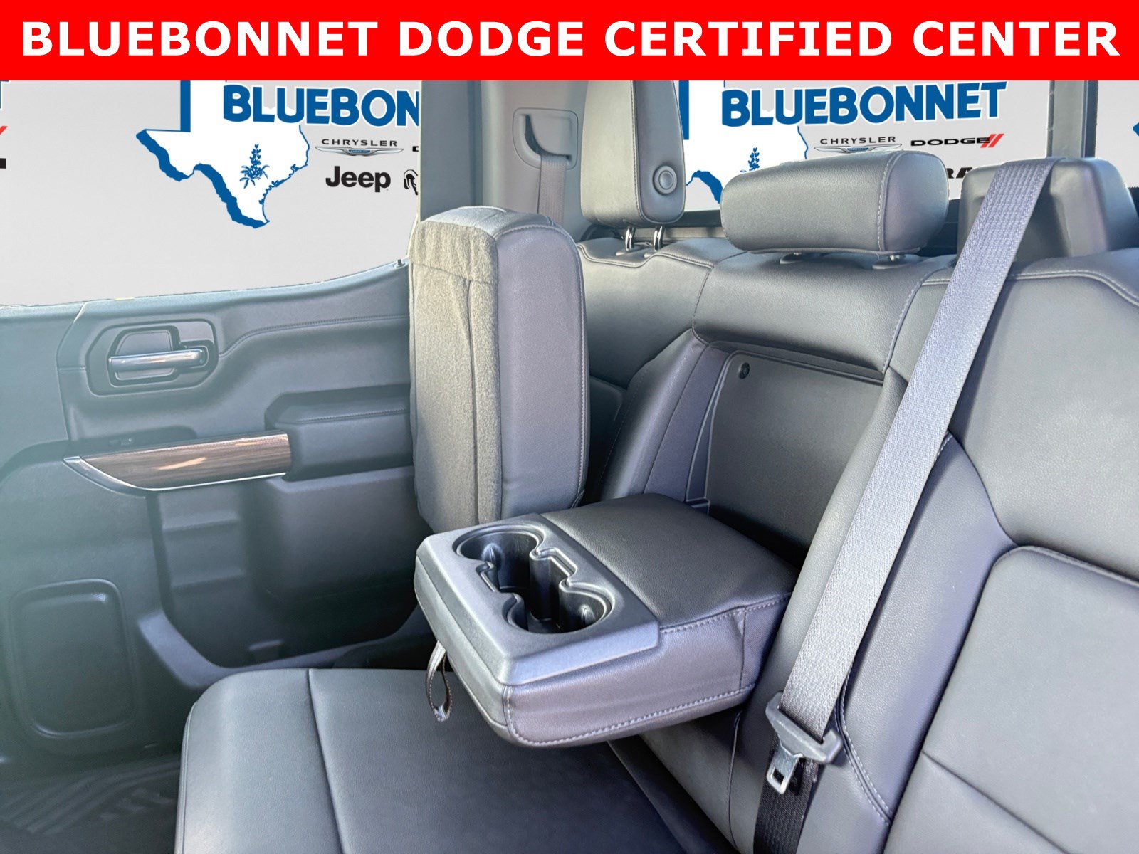 Used 2022 Chevrolet Silverado 1500 LT Trail Boss w/ LT Trail Boss Premium Package AWD/4WD image 30