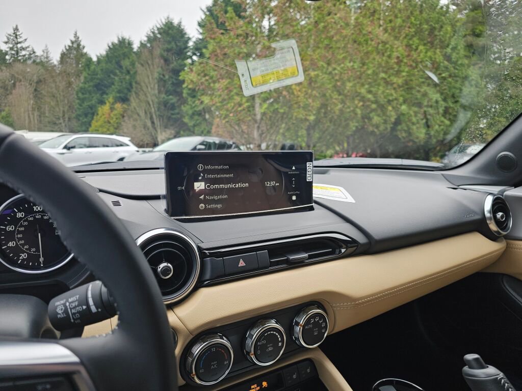 New 2025 MAZDA MX-5 Miata Grand Touring w/ Appearance Package image 15