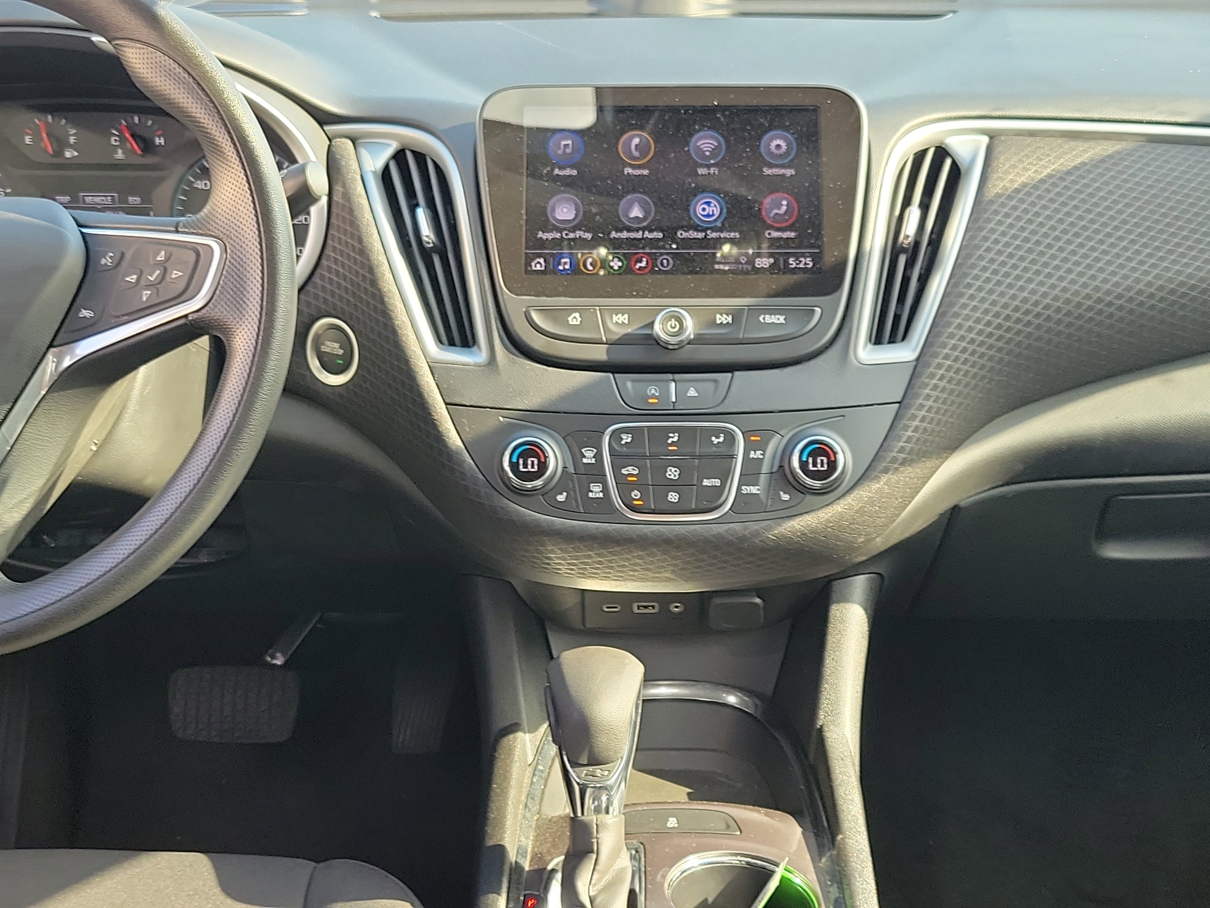 Used 2023 Chevrolet Malibu LT FWD image 20