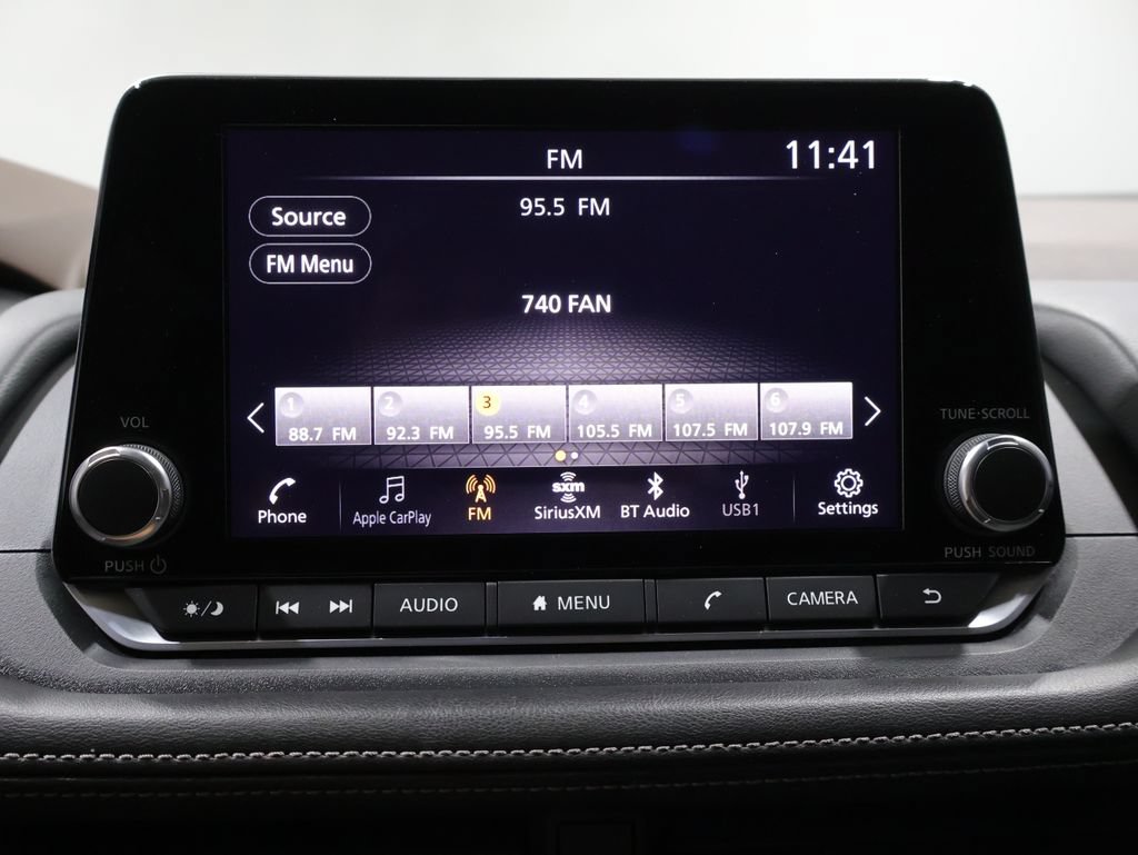 Used 2023 Nissan Rogue SV AWD/4WD image 25