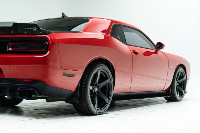 Used 2016 Dodge Challenger R/T Scat Pack image 13