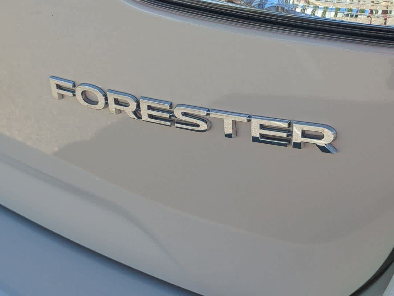 Certified 2024 Subaru Forester Premium AWD/4WD image 12