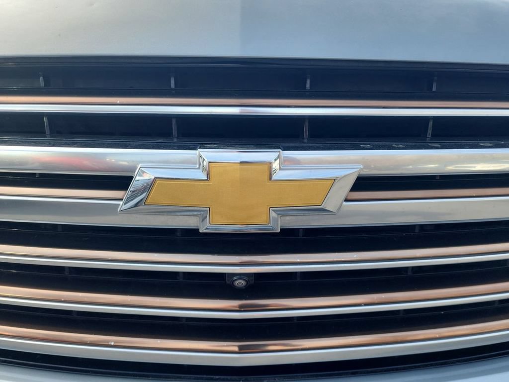 Certified 2023 Chevrolet Suburban High Country AWD/4WD image 31