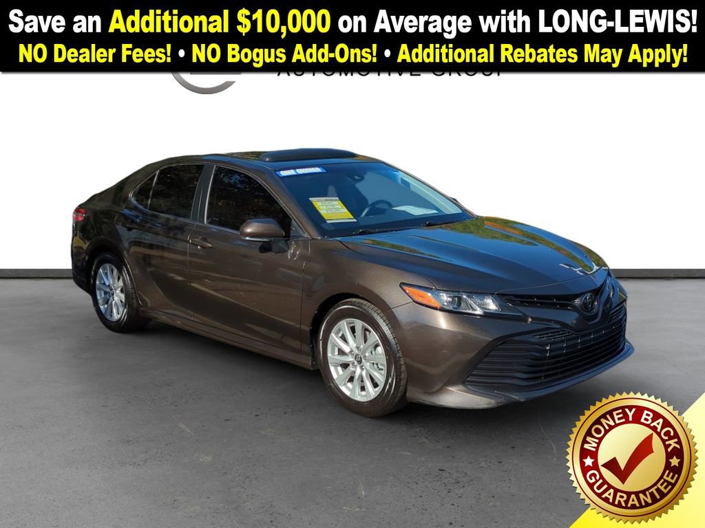 Used 2018 Toyota Camry LE image 10