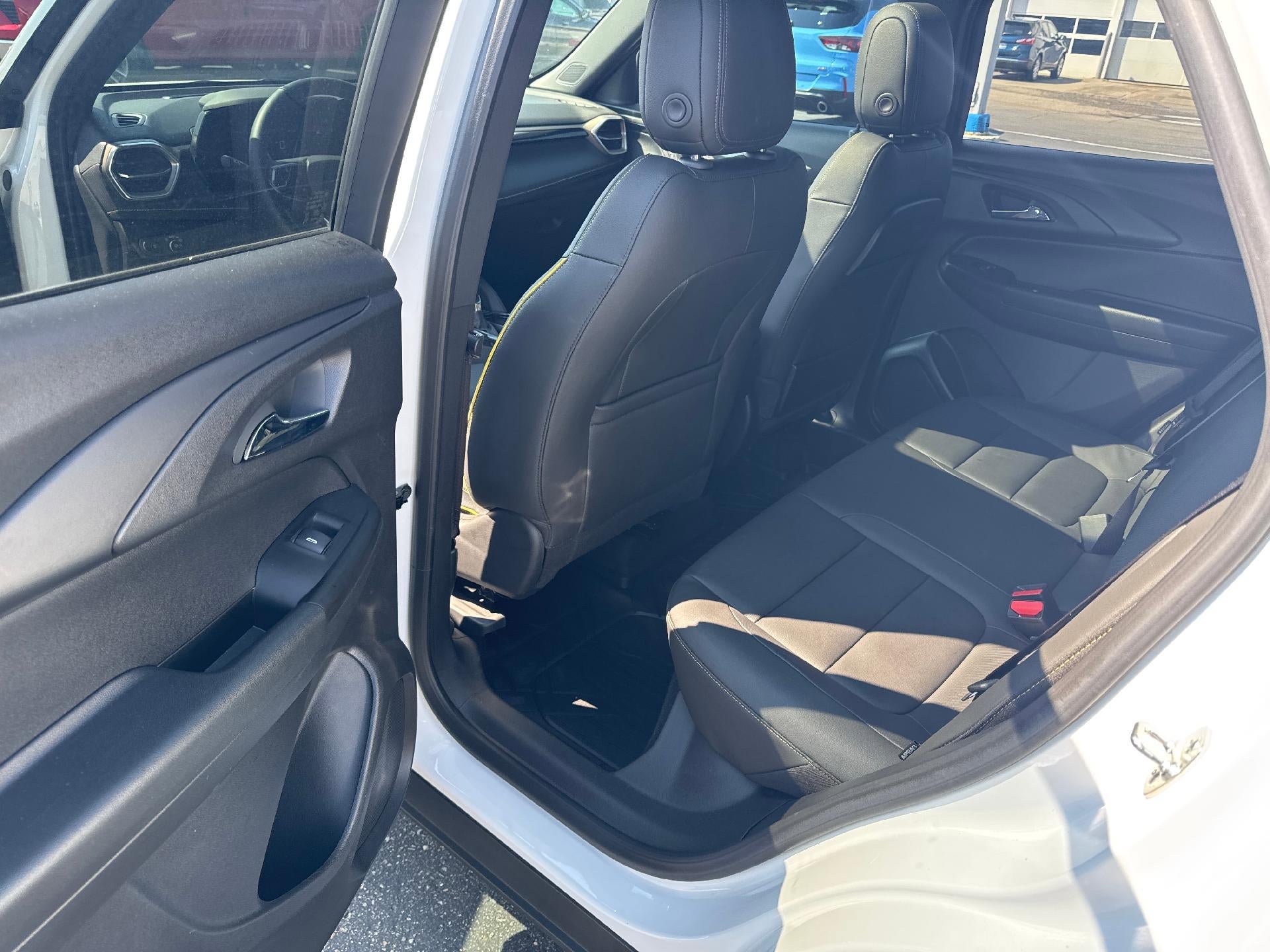 Used 2024 Chevrolet TrailBlazer ACTIV w/ Convenience Package FWD image 12