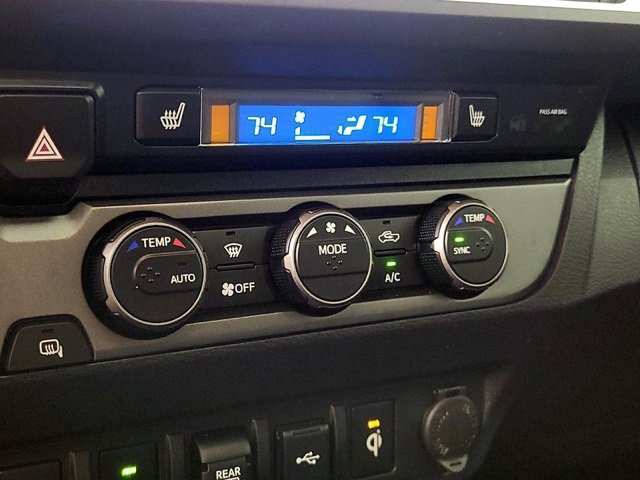 Used 2020 Toyota Tacoma 4x4 Double Cab image 5