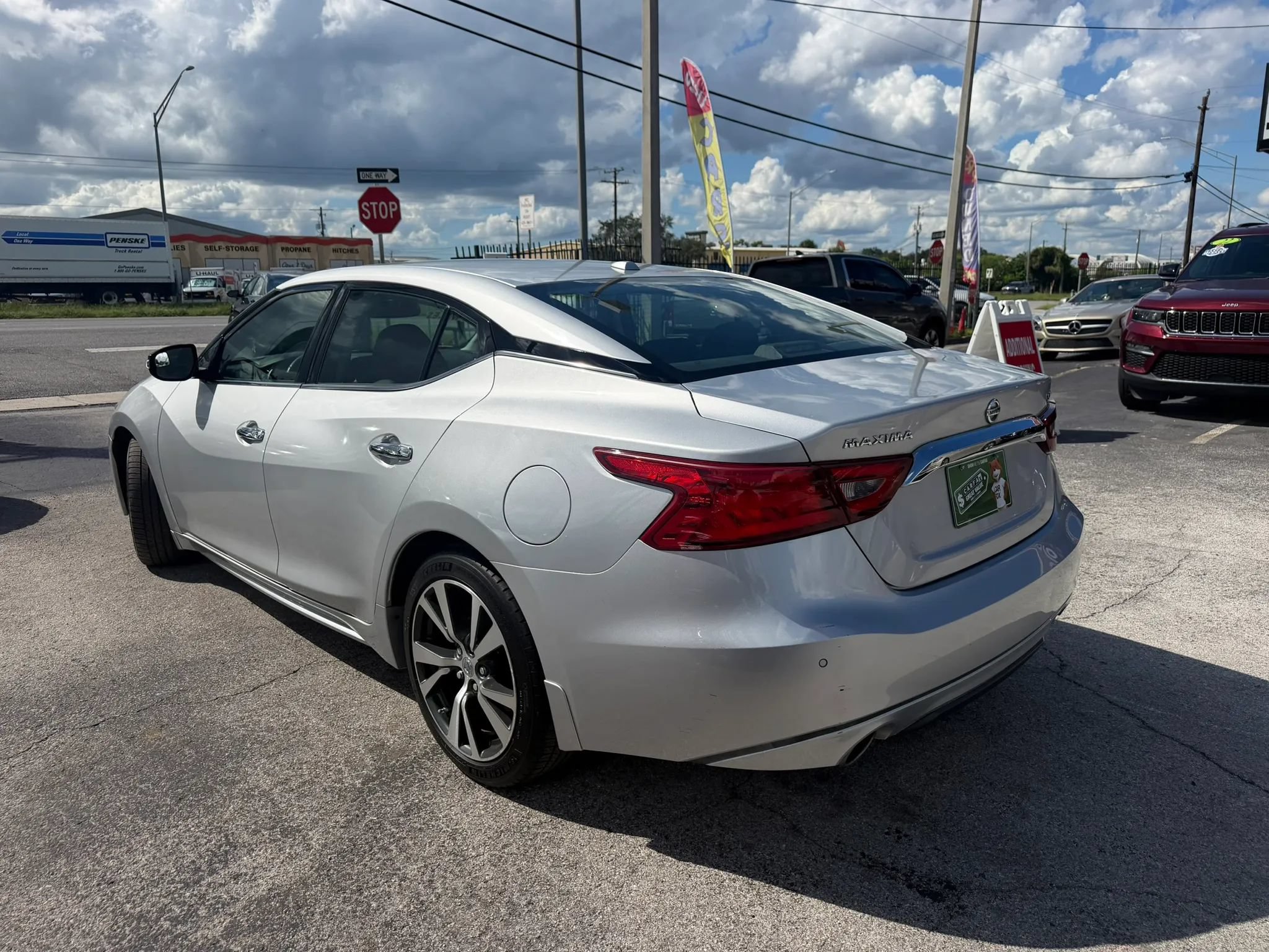 Used 2017 Nissan Maxima 3.5 SV FWD image 6