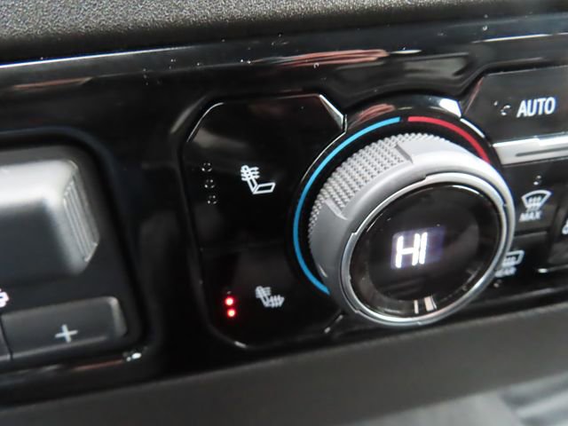 Used 2024 Chevrolet Silverado 2500 LT w/ Convenience Package image 34