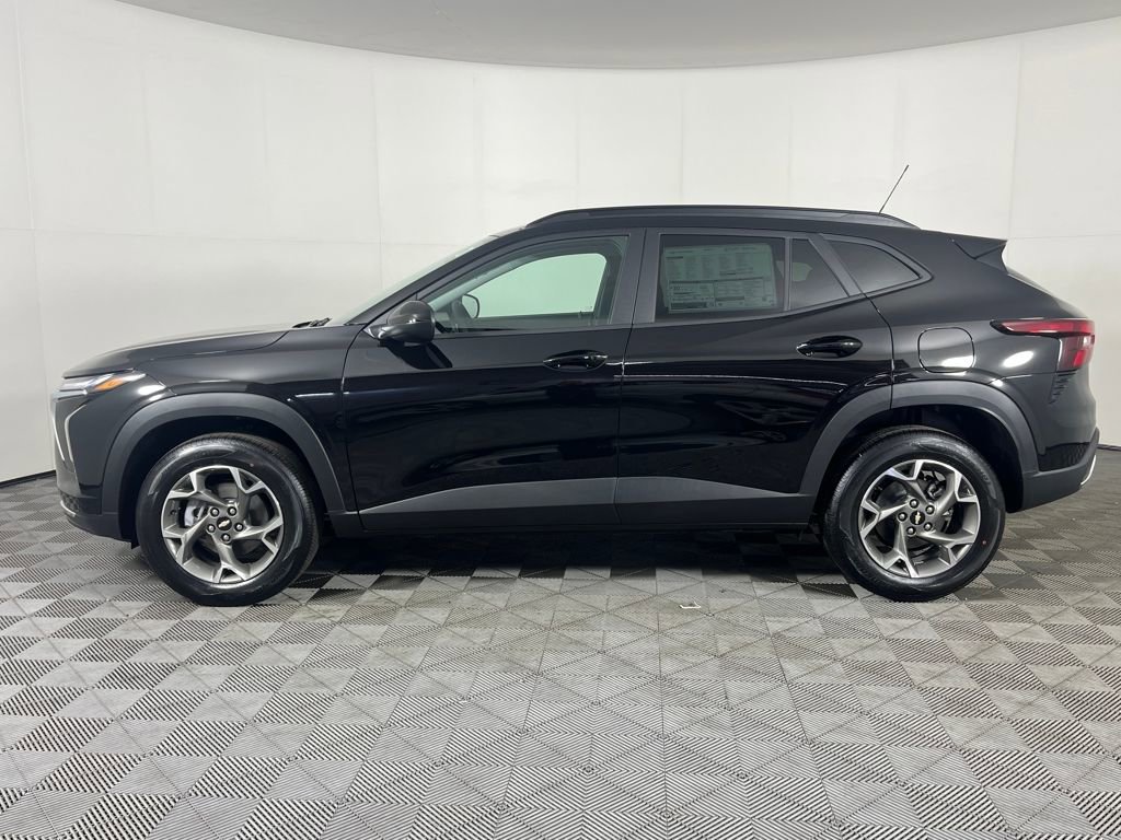 New 2026 Chevrolet Trax LT w/ Driver Confidence Package image 9