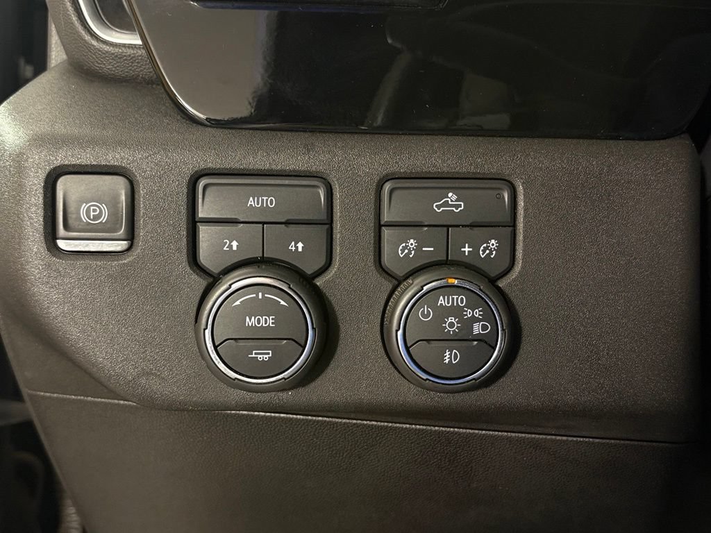 Certified 2024 Chevrolet Silverado 1500 RST AWD/4WD image 26