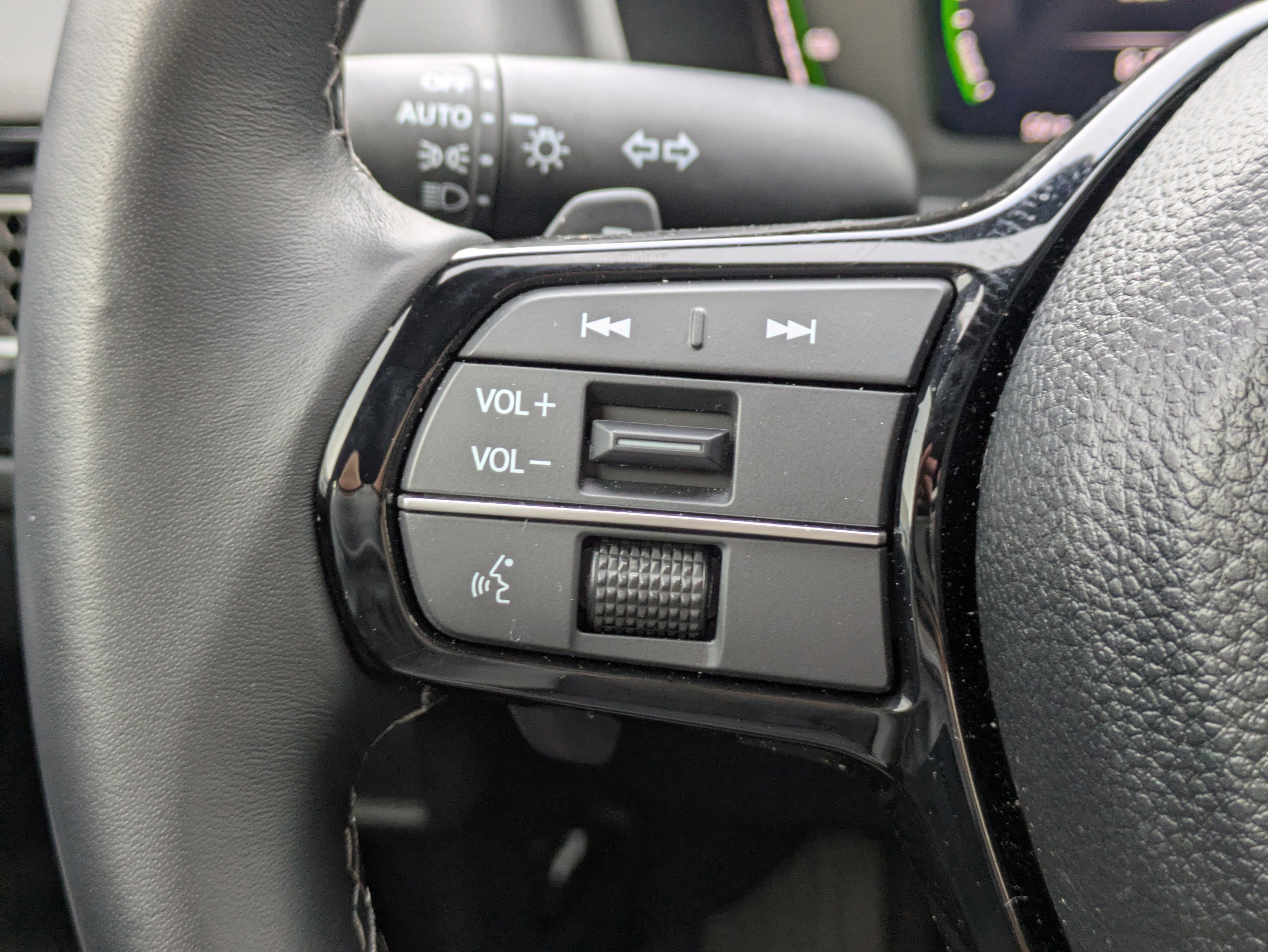 Certified 2025 Honda Civic Sport Touring image 34