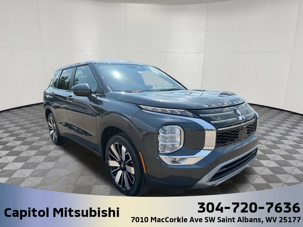 New 2025 Mitsubishi Outlander SE