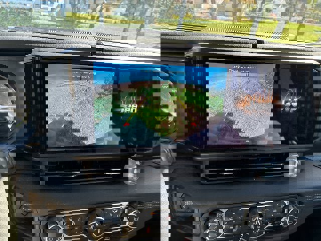 Used 2024 Jeep Wrangler Unlimited Sahara image 30