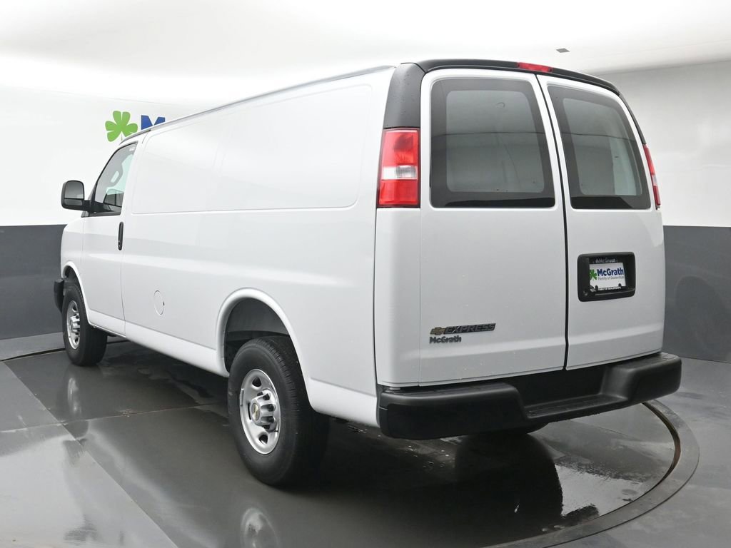 New 2026 Chevrolet Express 2500 w/ Driver Convenience Package RWD image 21
