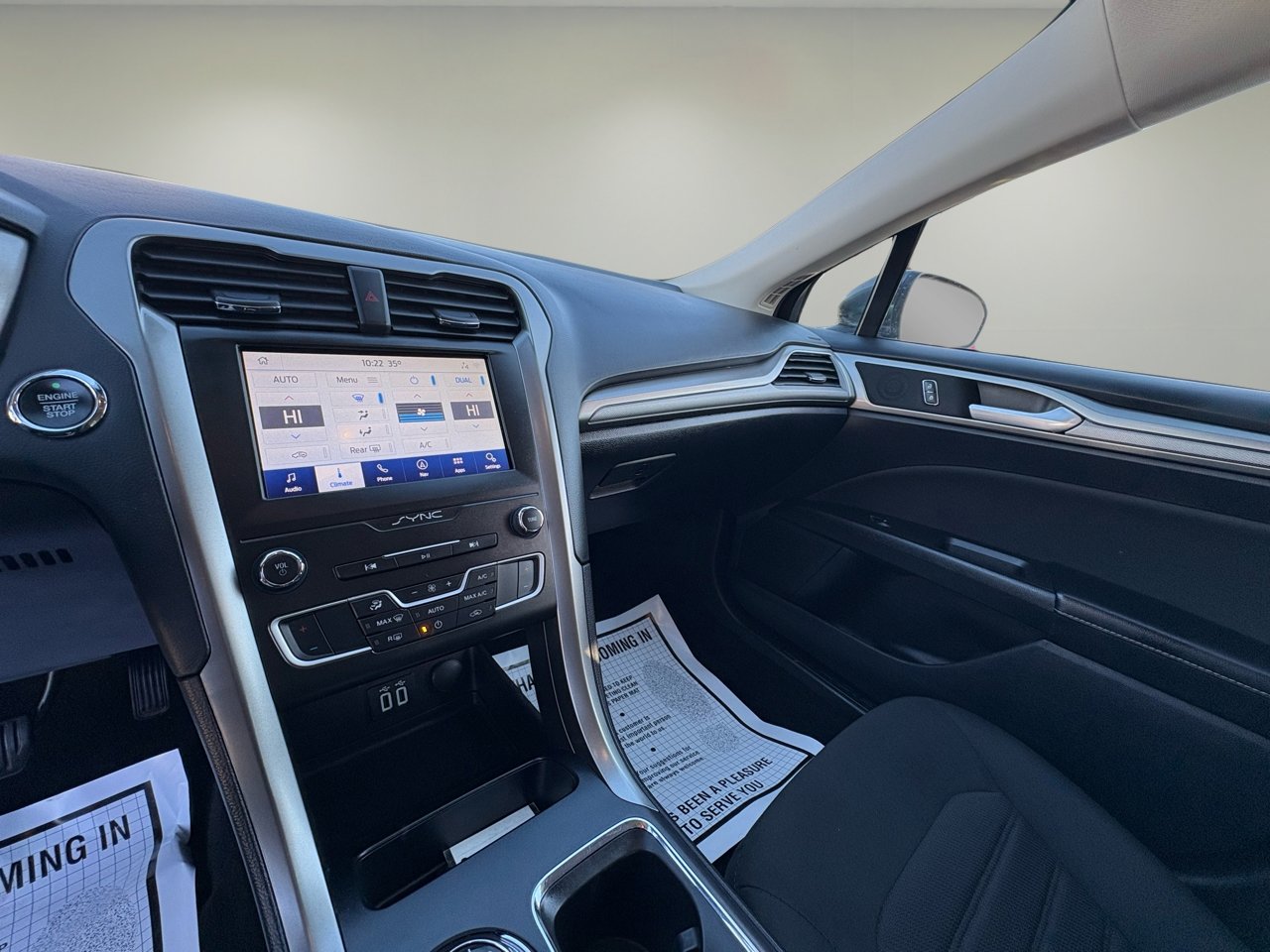 Used 2020 Ford Fusion SE image 16