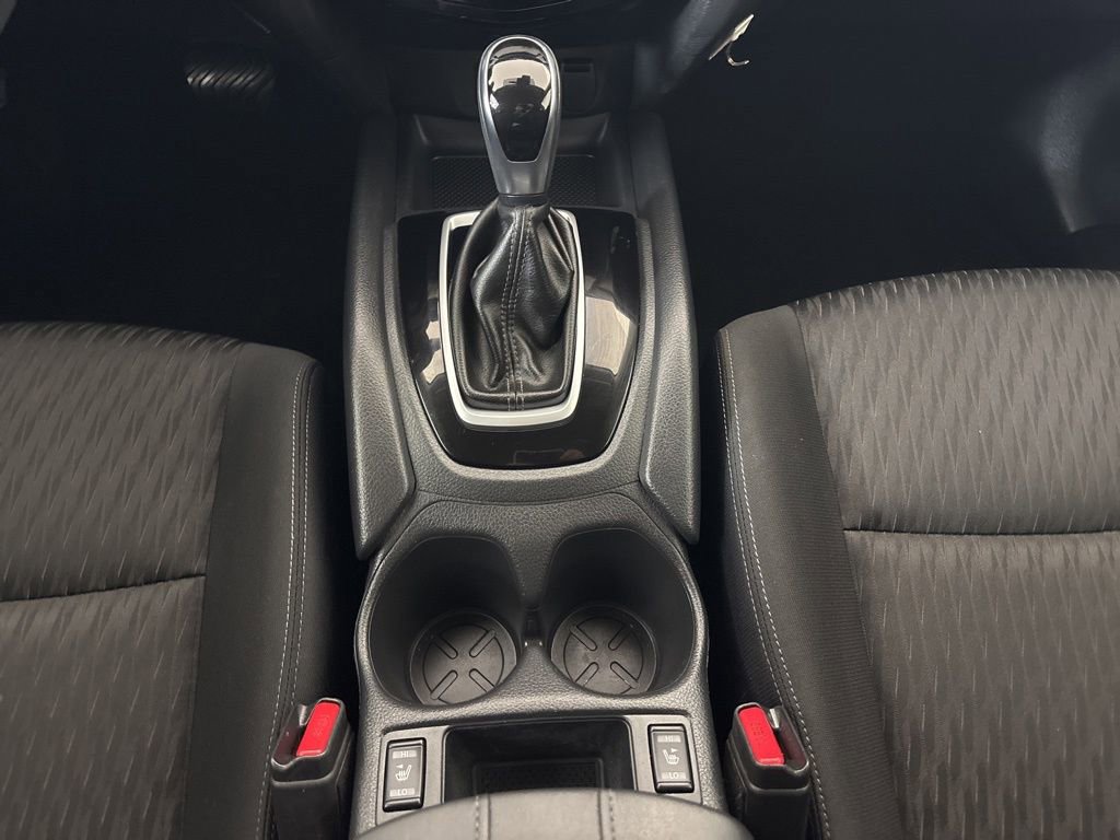 Used 2020 Nissan Rogue SV image 26