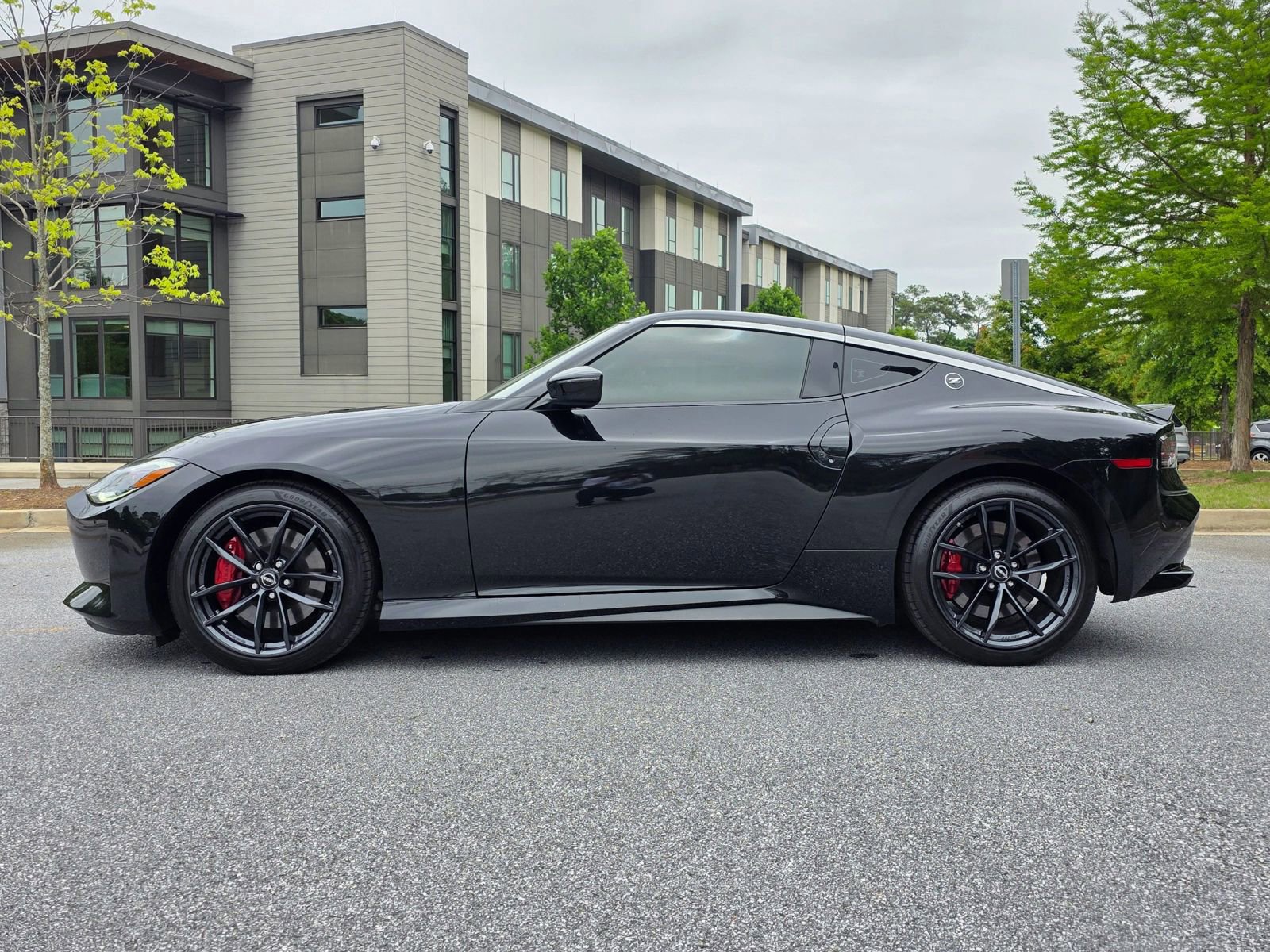 Used 2024 Nissan Z Performance w/ Floor Mat Package RWD image 4