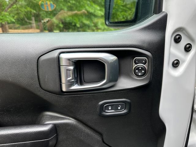 Used 2024 Jeep Wrangler Unlimited Rubicon 4xe AWD/4WD image 19