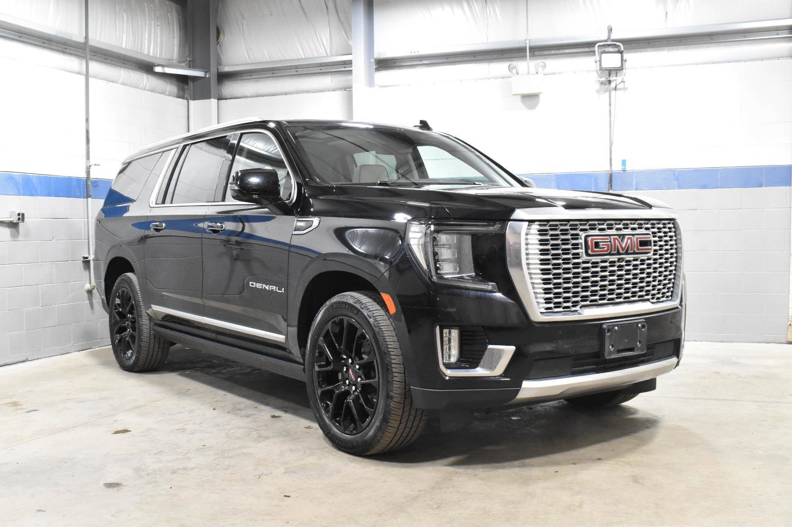 Used 2023 GMC Yukon XL Denali w/ Max Trailering Package image 35