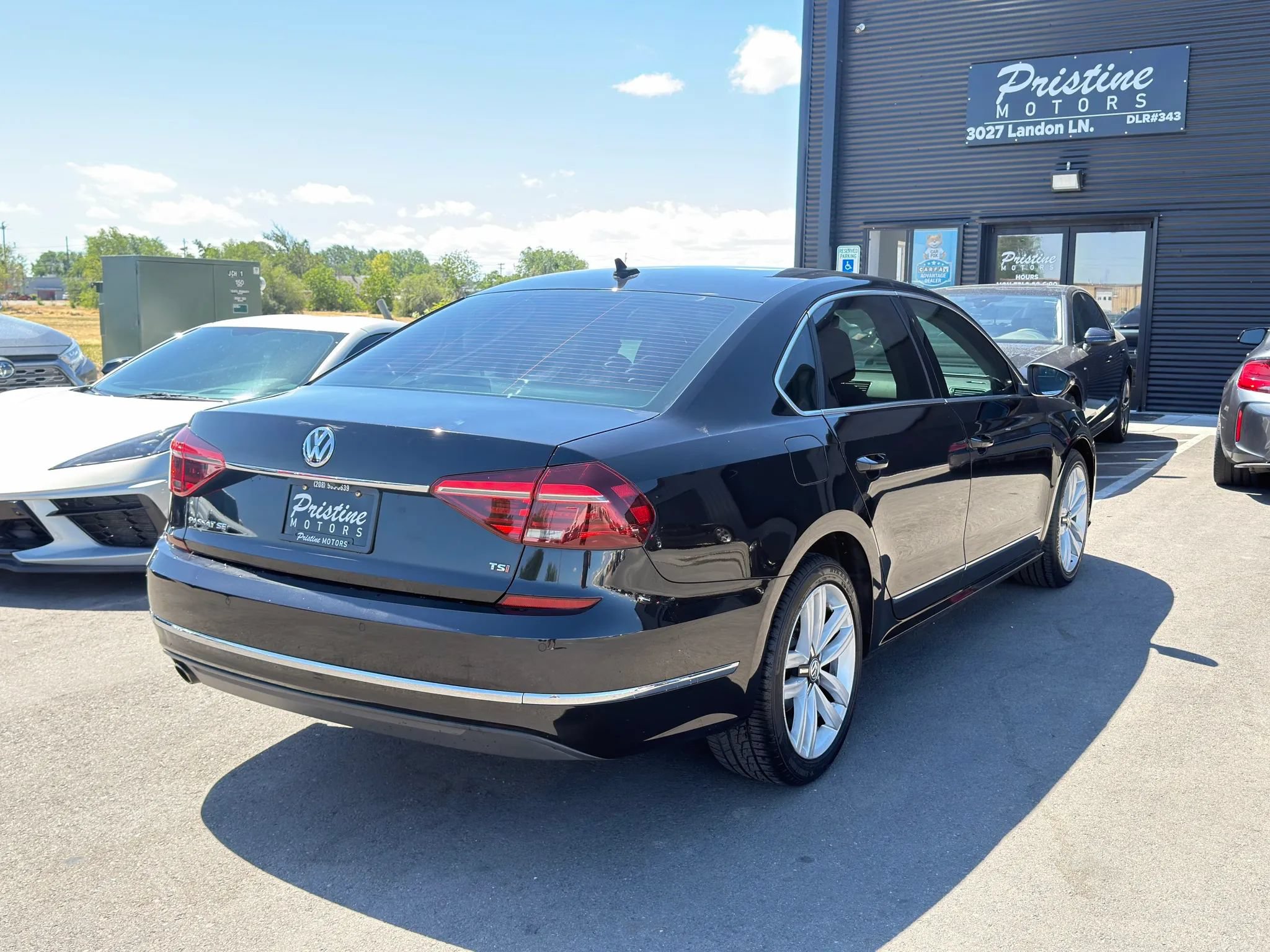 Used 2017 Volkswagen Passat 1.8T SE FWD image 4