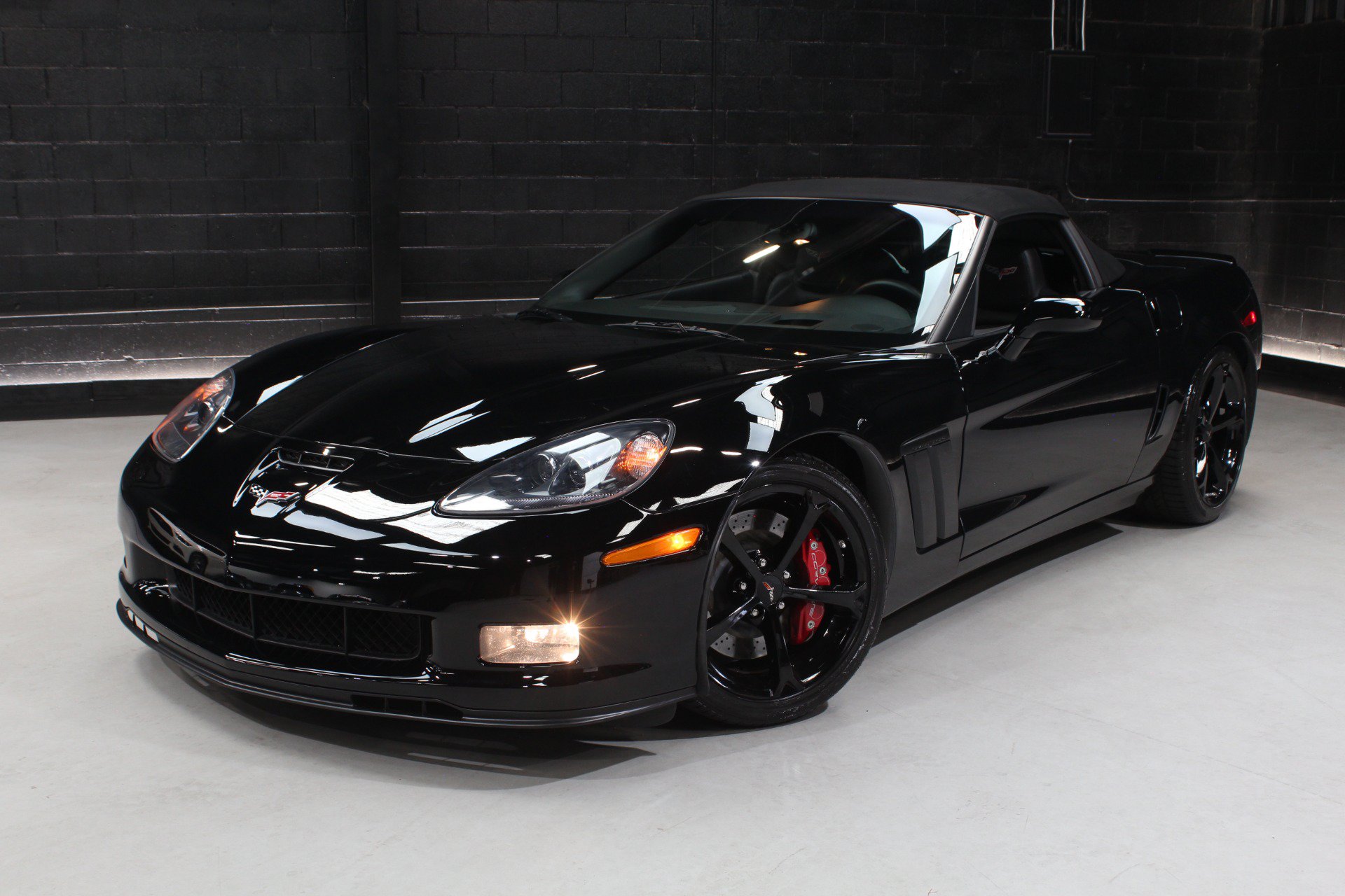 Used 2013 Chevrolet Corvette Grand Sport w/ 3LT Preferred Equipment Group RWD image 5