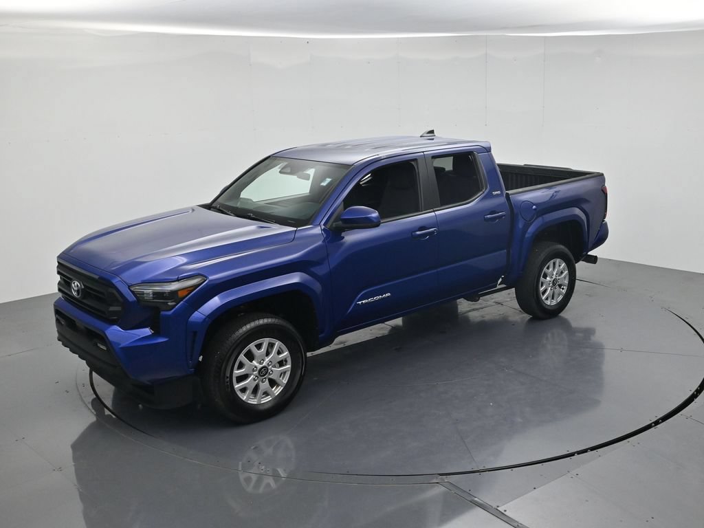 Used 2025 Toyota Tacoma SR5 RWD image 46
