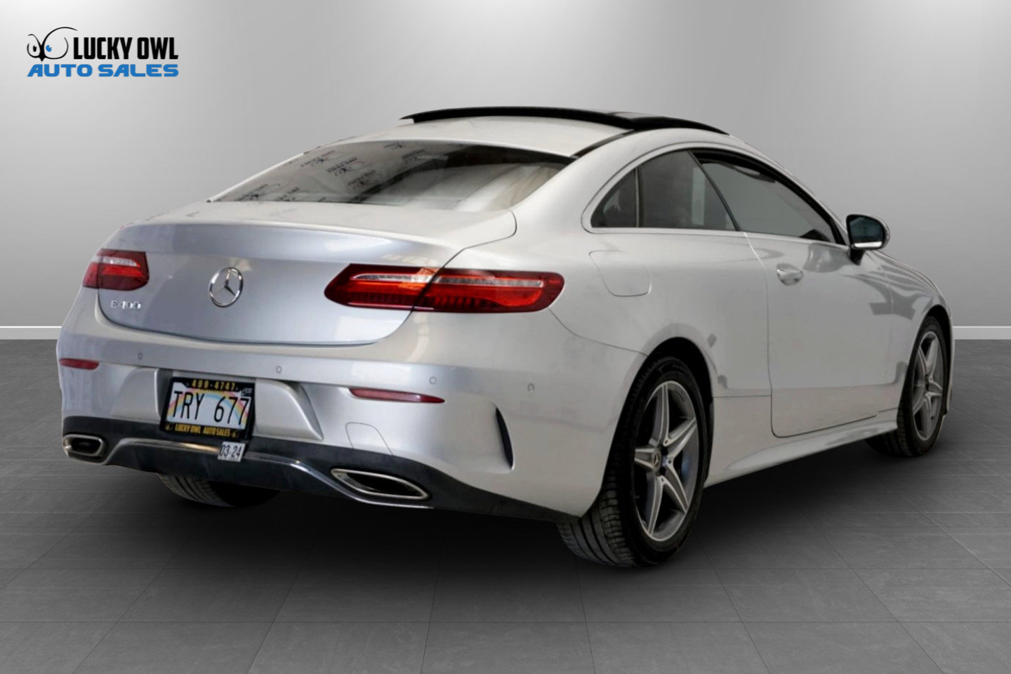 Used 2018 Mercedes-Benz E 400 Coupe image 4