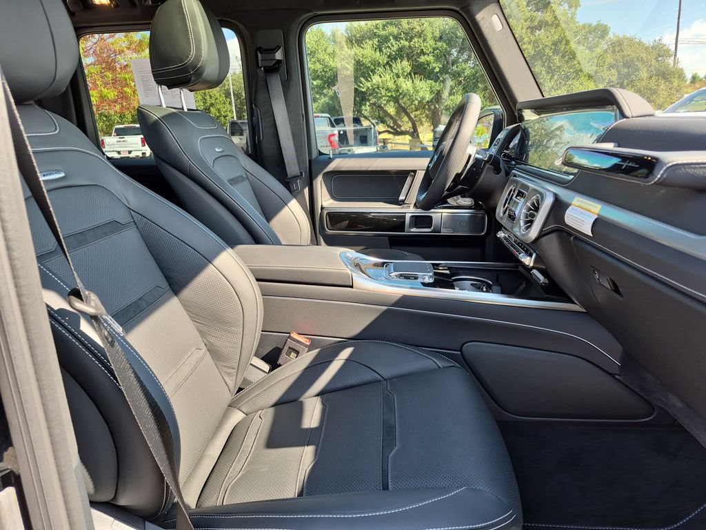 Used 2027 Mercedes-Benz G 63 AMG 4MATIC image 38