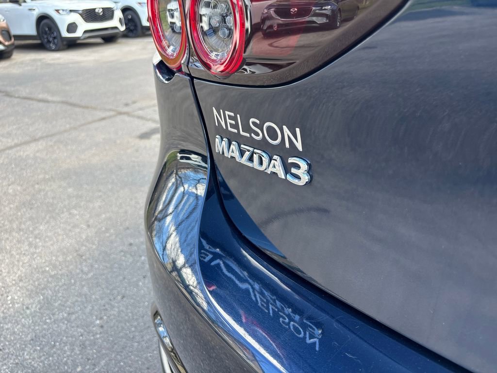 Used 2019 MAZDA MAZDA3 Hatchback w/ Premium Package image 42