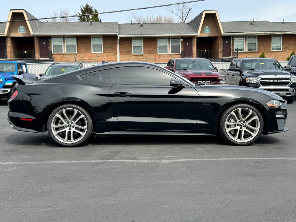 Used 2021 Ford Mustang GT Premium w/ Black Accent Package RWD image 8