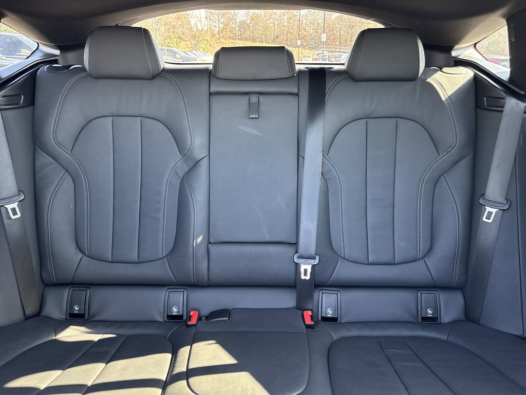 Used 2020 BMW X6 xDrive40i w/ M Sport Package image 33