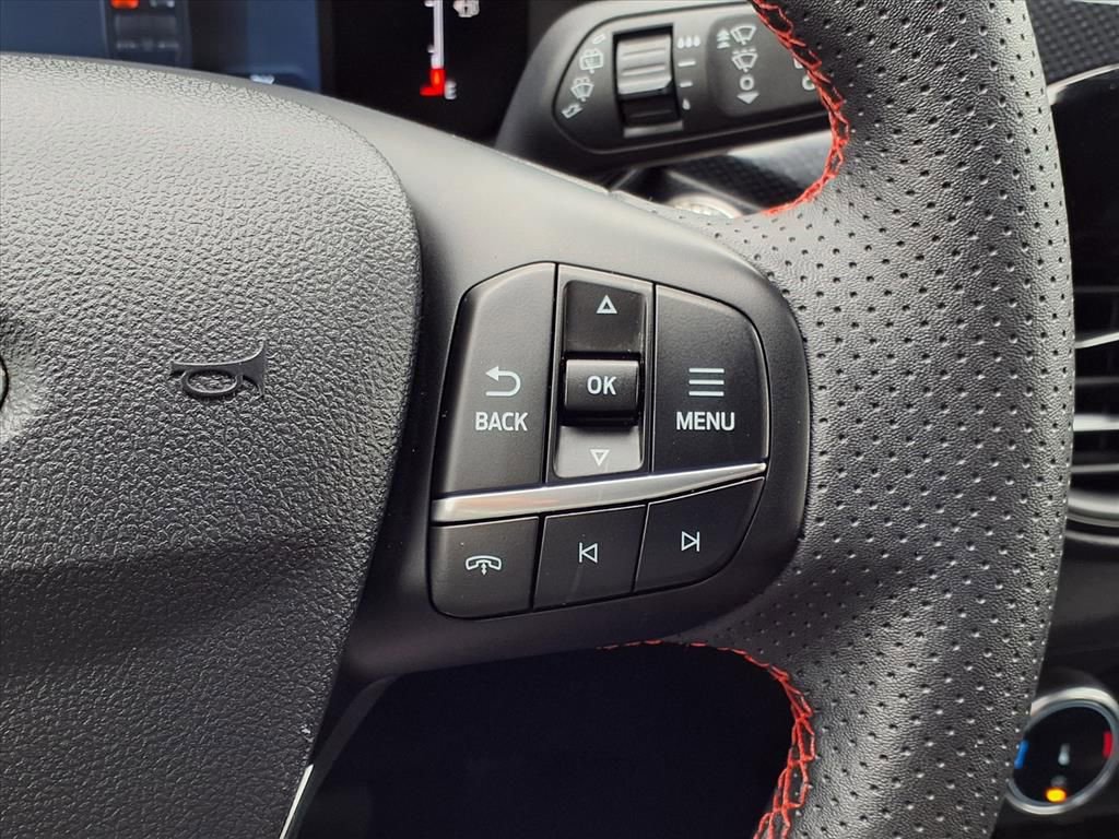 Used 2025 Ford Escape ST-Line FWD image 16