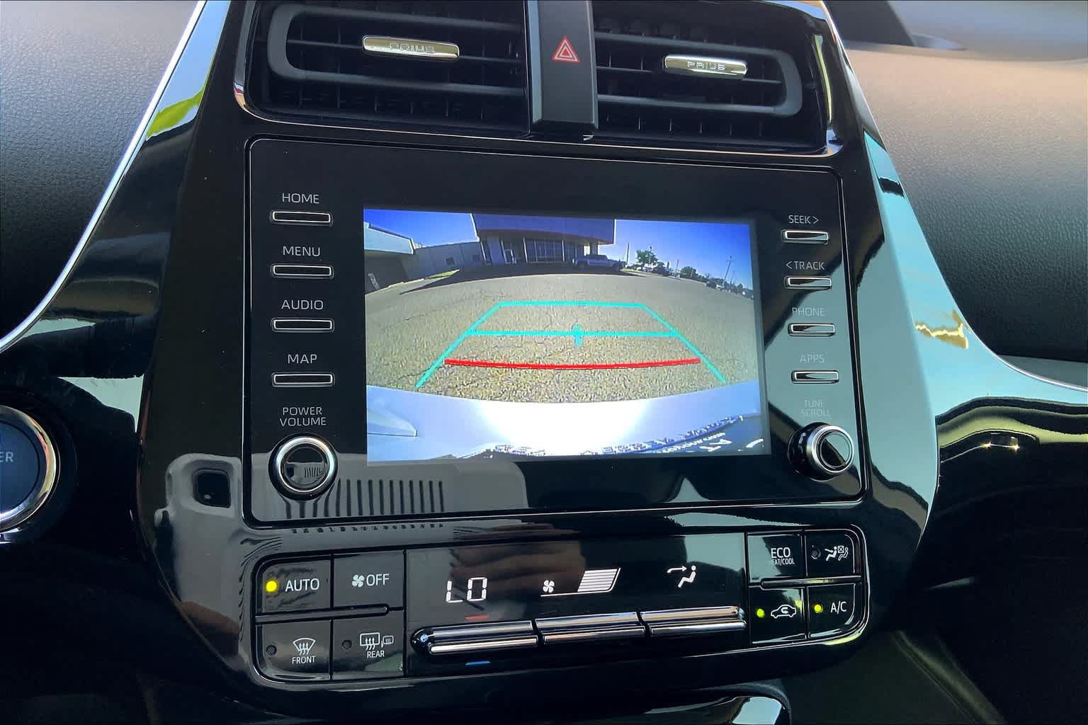 Used 2020 Toyota Prius LE FWD image 26
