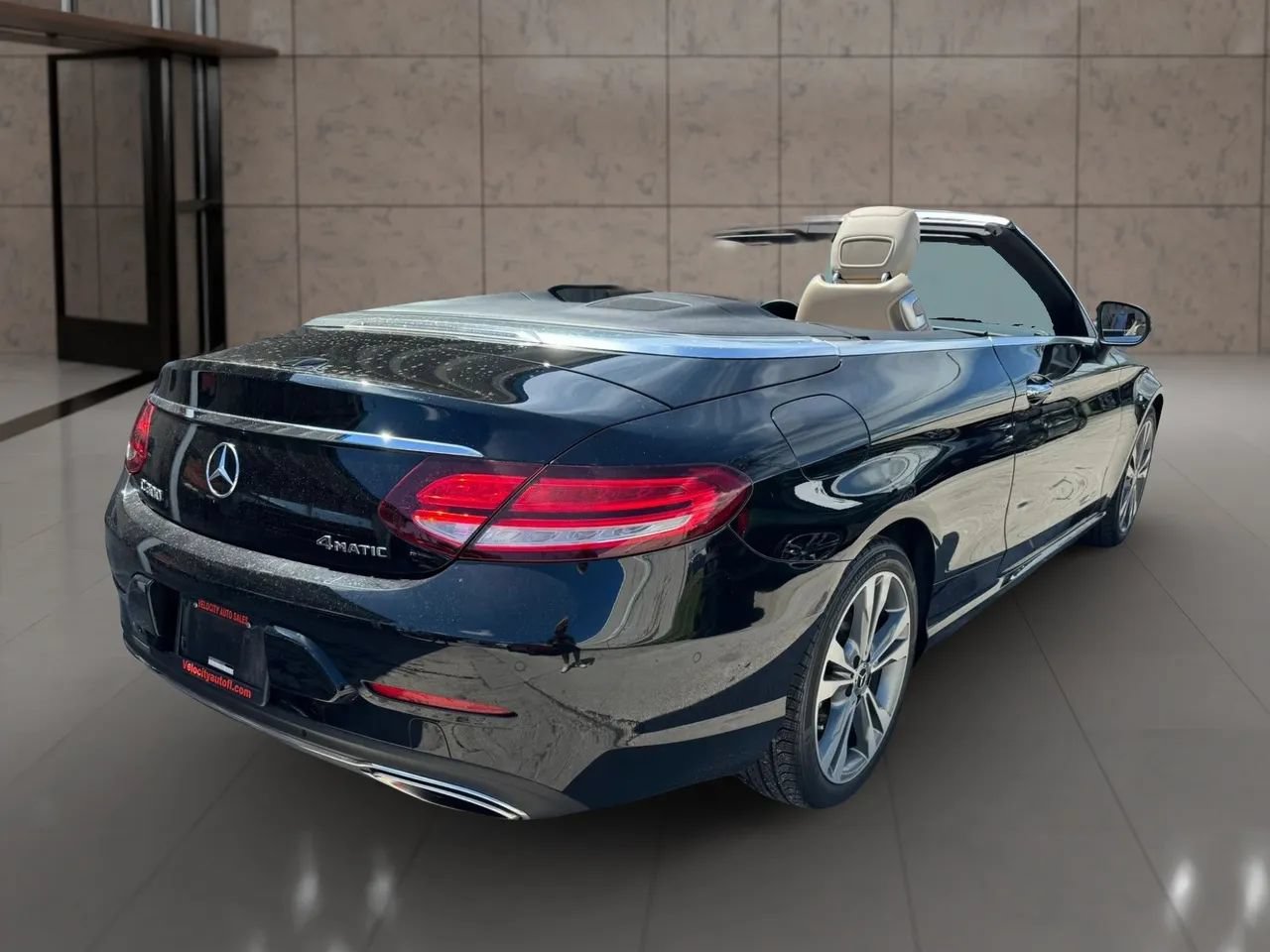 Used 2019 Mercedes-Benz C 300 4MATIC Cabriolet w/ Multimedia Package image 4