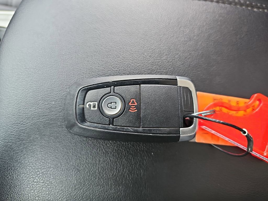 Used 2024 Ford Edge SEL image 31