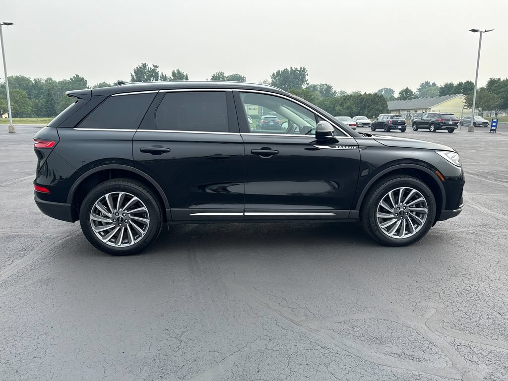 Used 2024 Lincoln Corsair Reserve AWD/4WD image 8