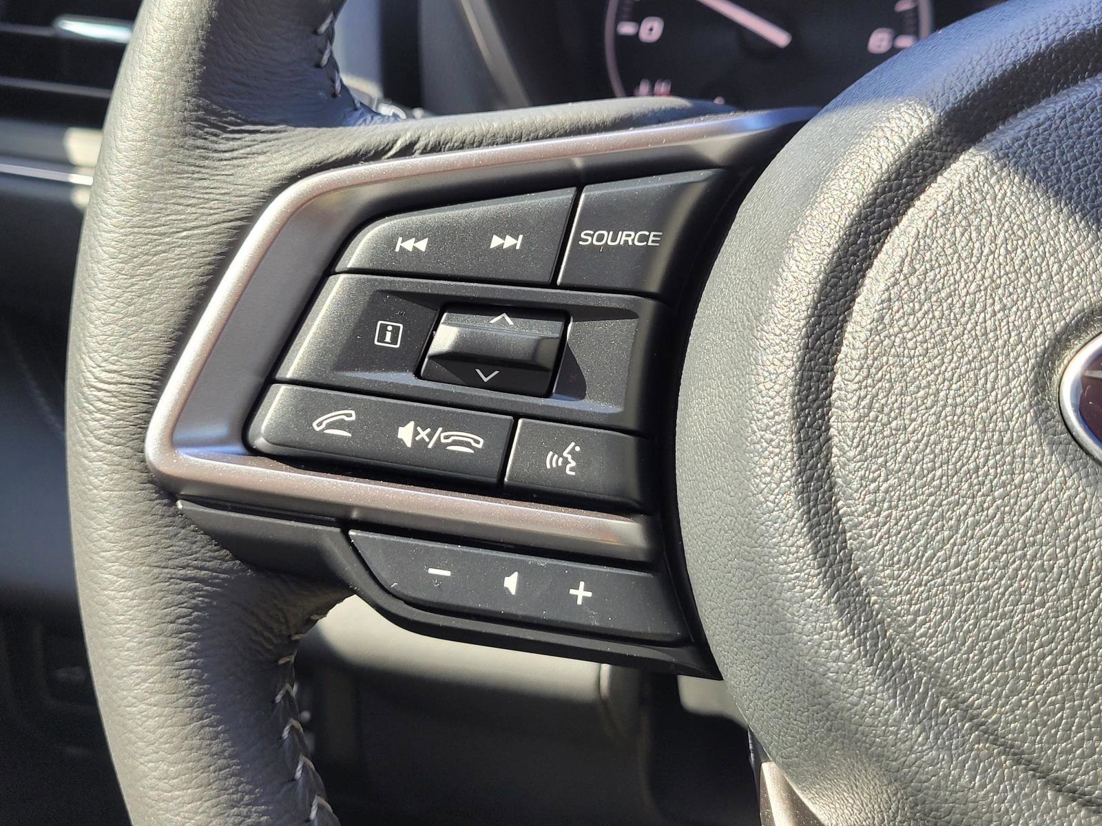 New 2026 Subaru Ascent Limited image 8